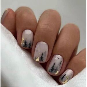 Smoky Forest Short Square Press On Nails
